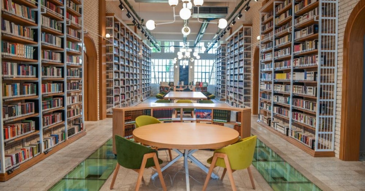 Never sleeping public library in Antalya: Cemil Meriç Kütüphanesi | Live In  Antalya